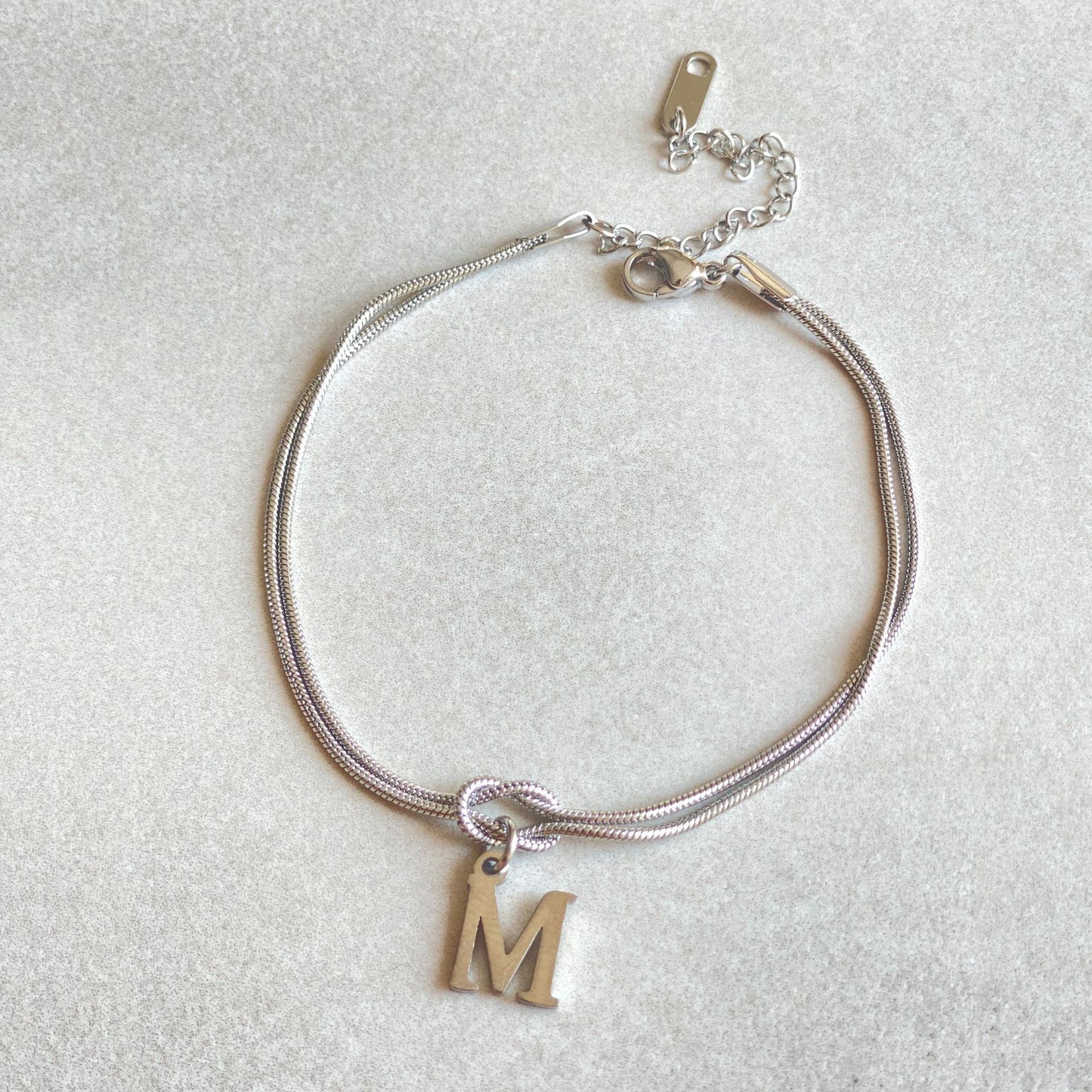 ZeitlosWir™ – Letter Charm