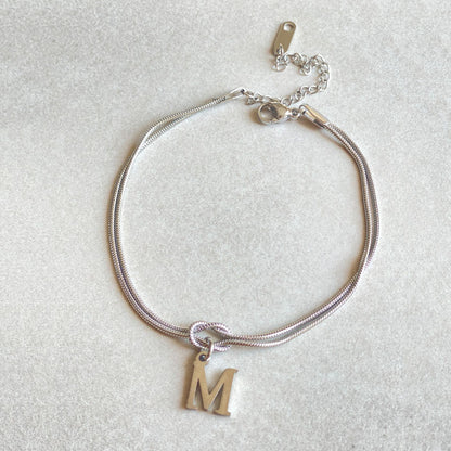 ZeitlosWir™ – Letter Charm
