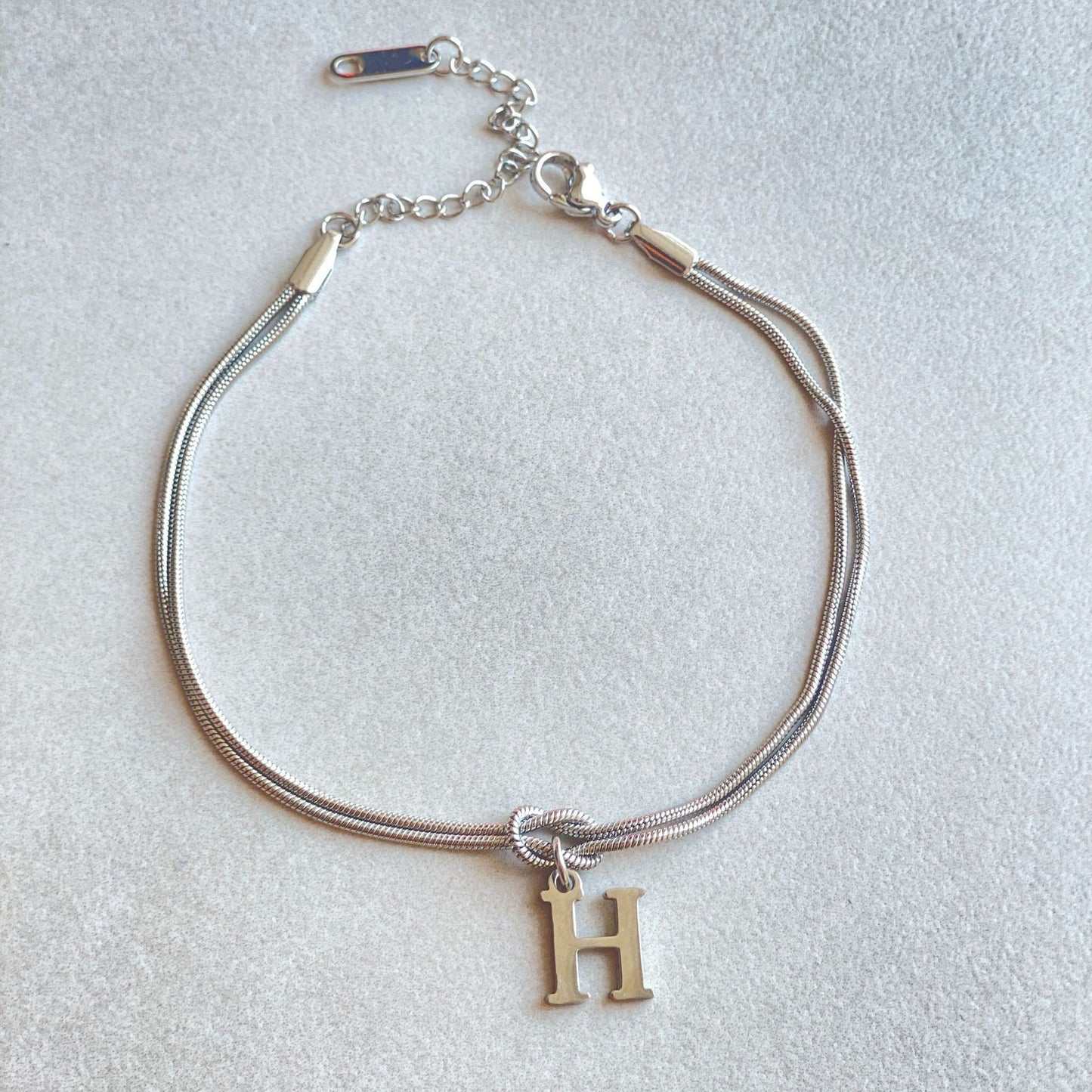 ZeitlosWir™ – Letter Charm