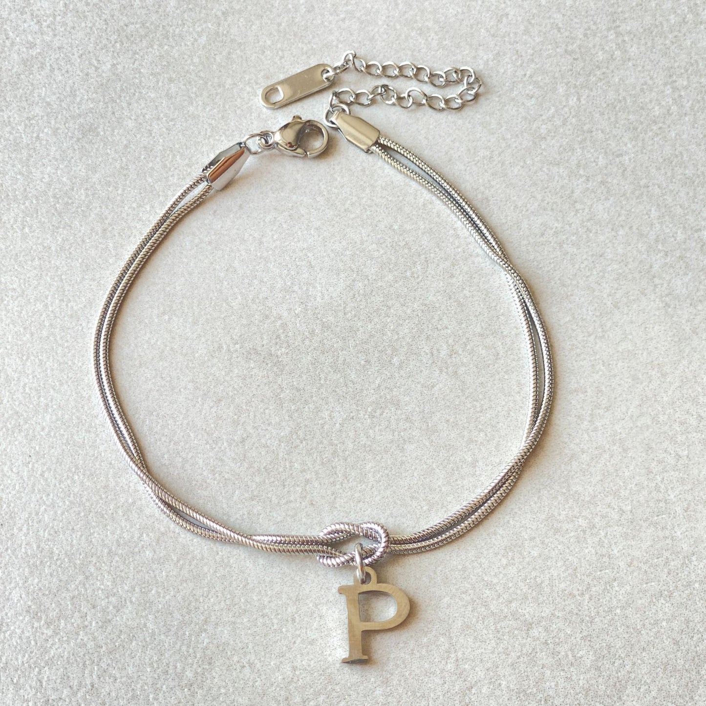 ZeitlosWir™ – Letter Charm