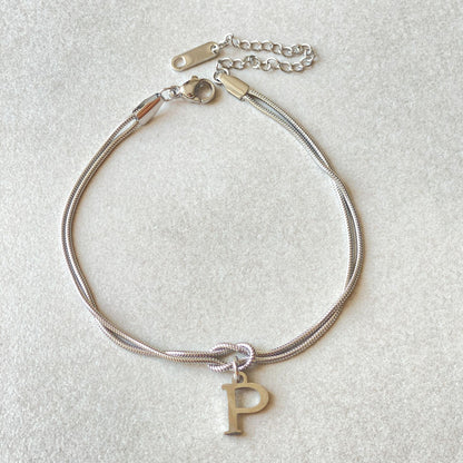 ZeitlosWir™ – Letter Charm