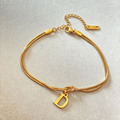 ZeitlosWir™ – Letter Charm