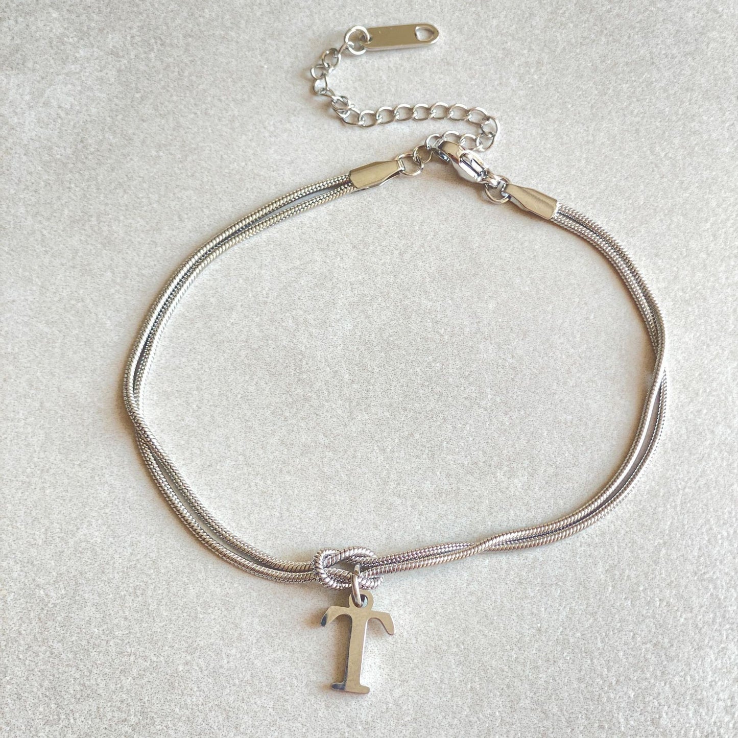 ZeitlosWir™ – Letter Charm