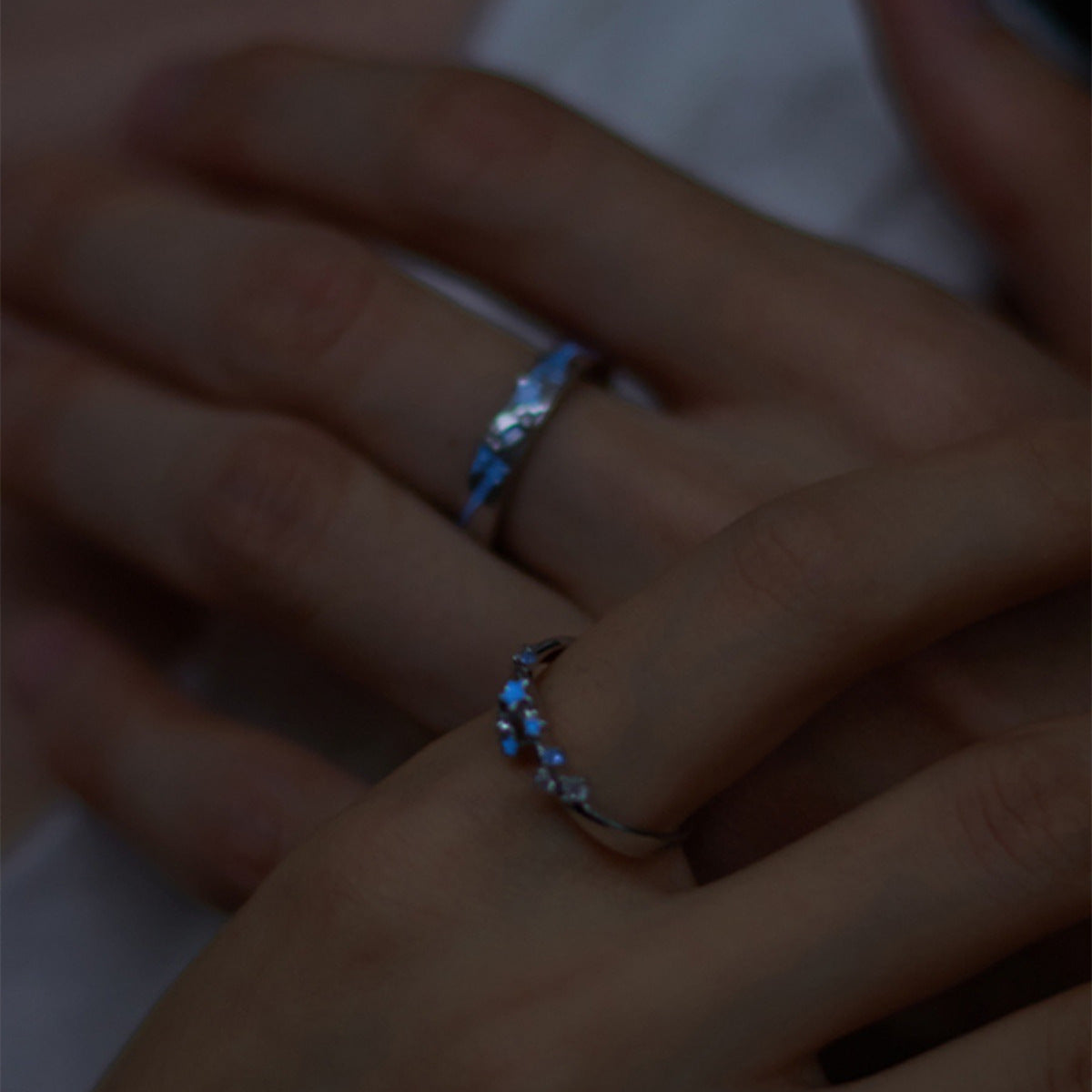 ZeitlosWir™ – Luminous Love Rings