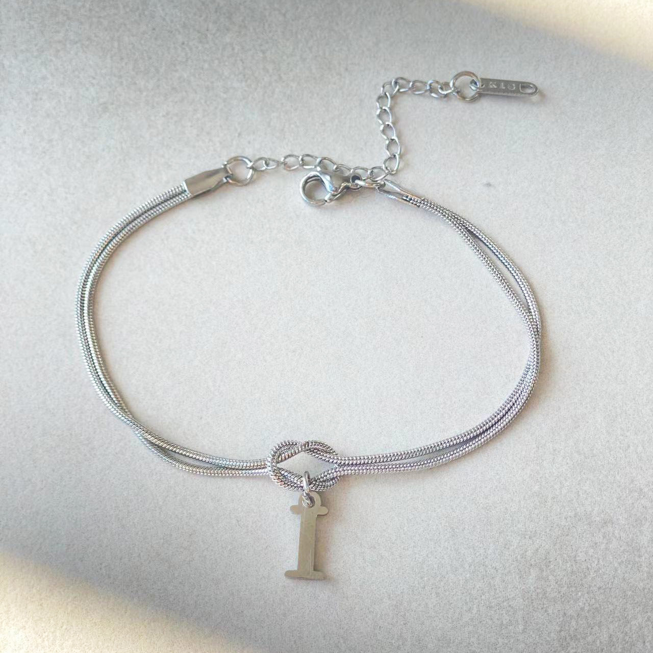 ZeitlosWir™ – Letter Charm