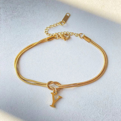 ZeitlosWir™ – Letter Charm