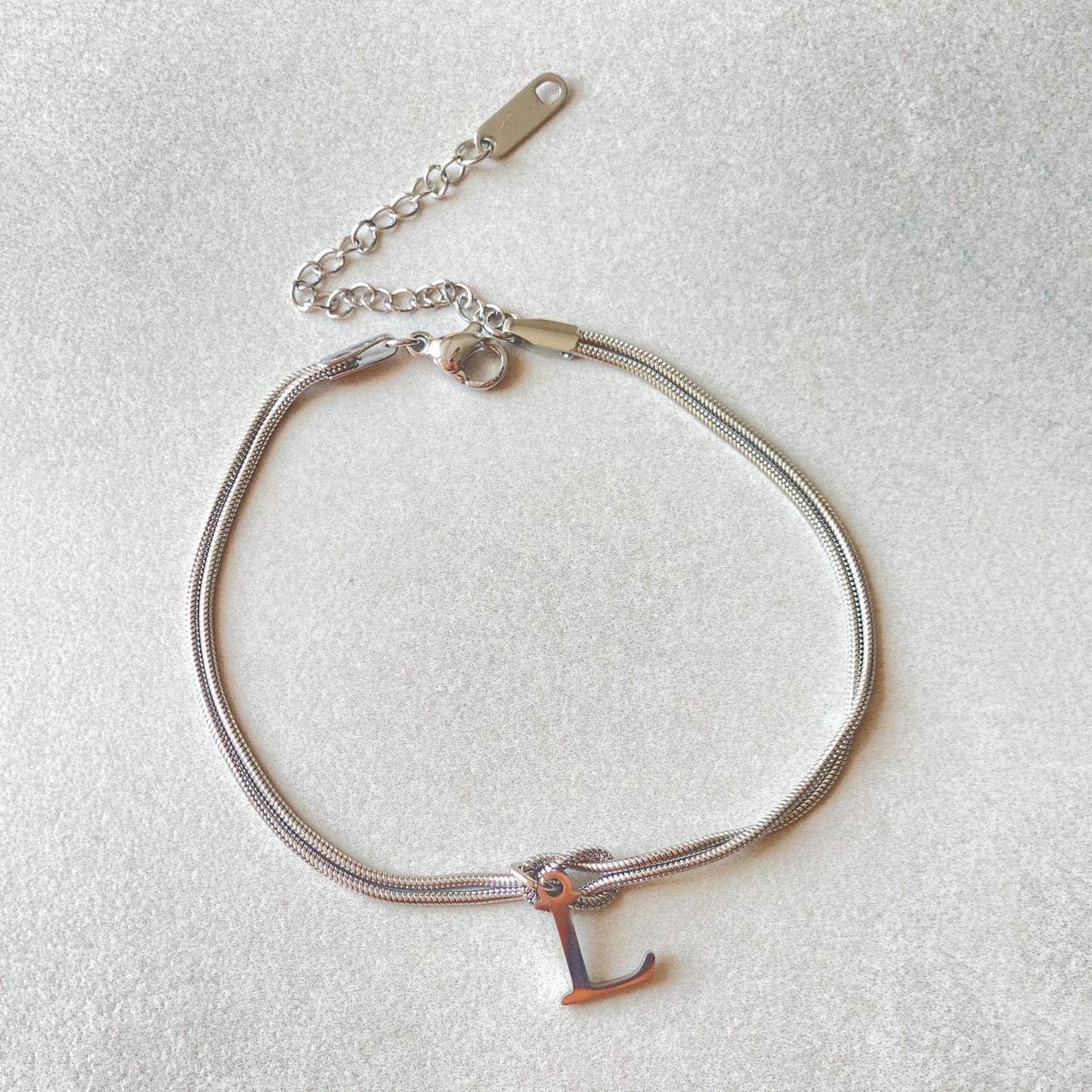 ZeitlosWir™ – Letter Charm