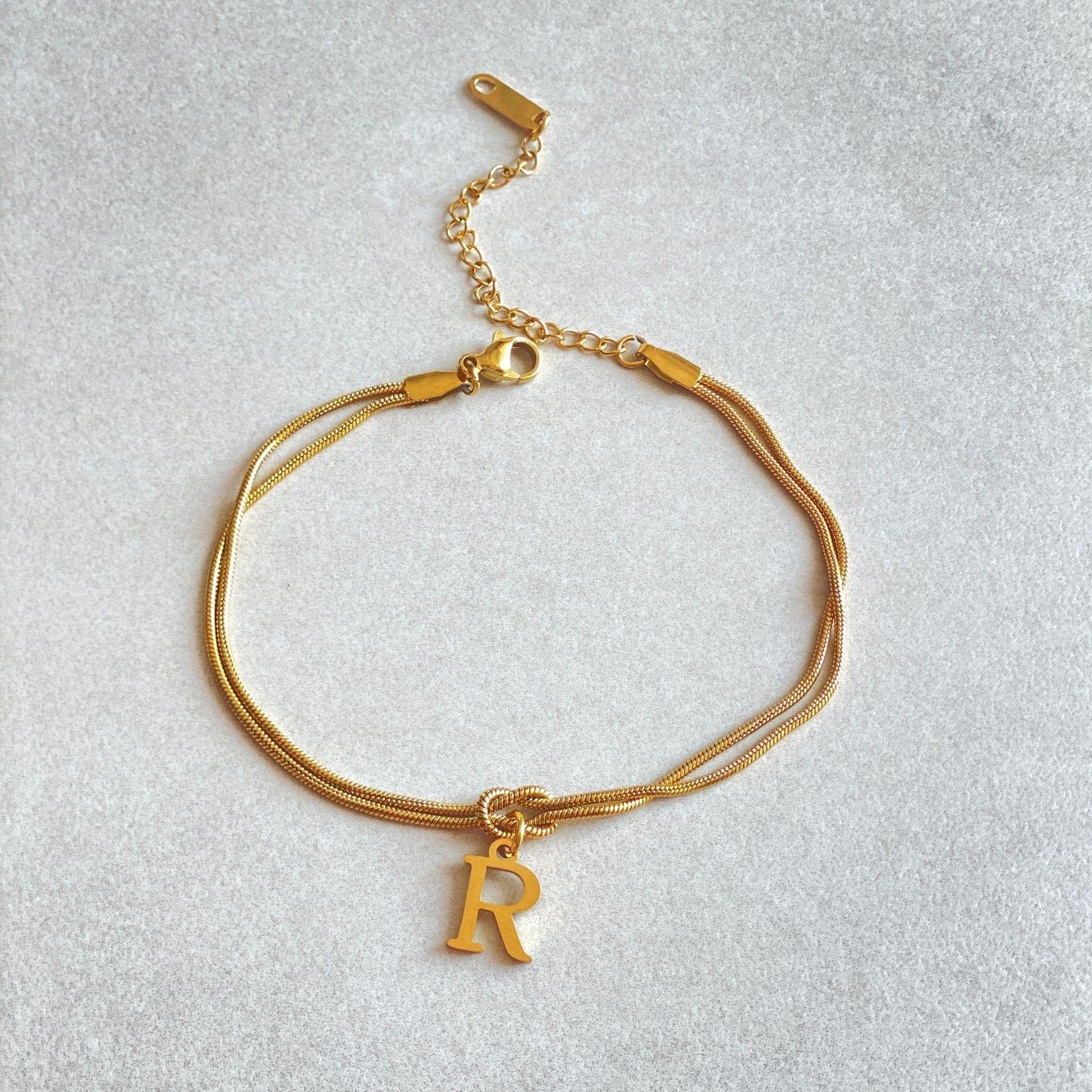 ZeitlosWir™ – Letter Charm