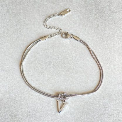 ZeitlosWir™ – Letter Charm